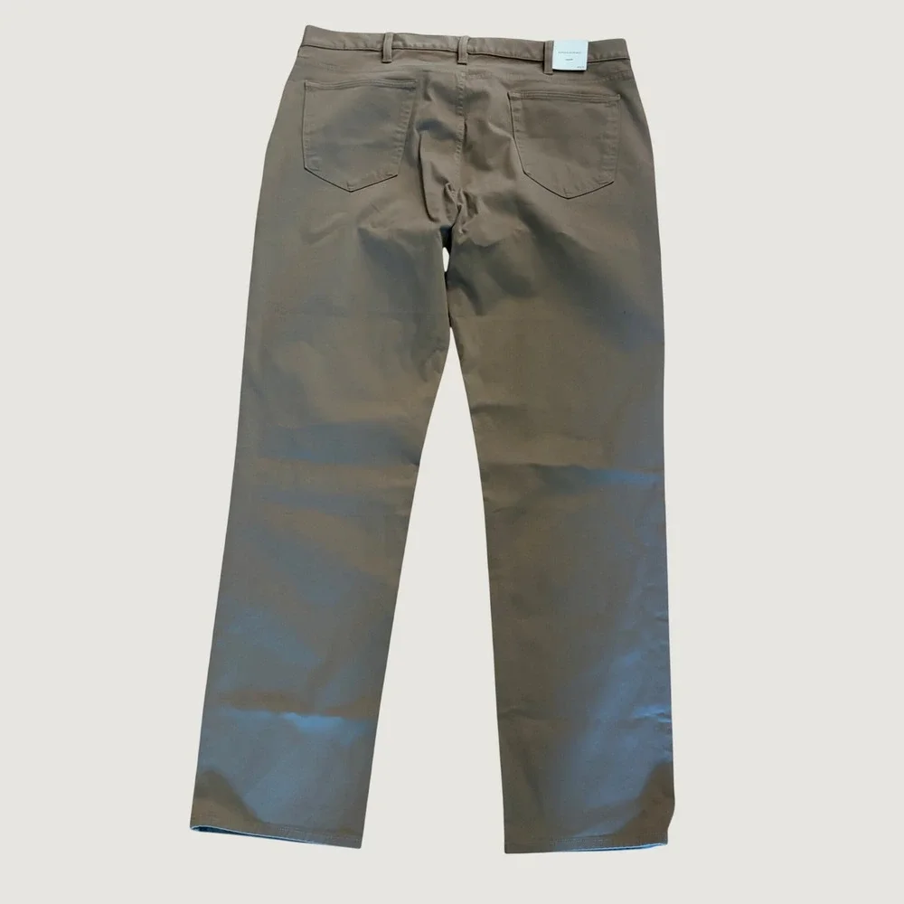Banana Republic Mens Straight Fit Traveler Pant Khaki Tan Italian Fabric 40x34